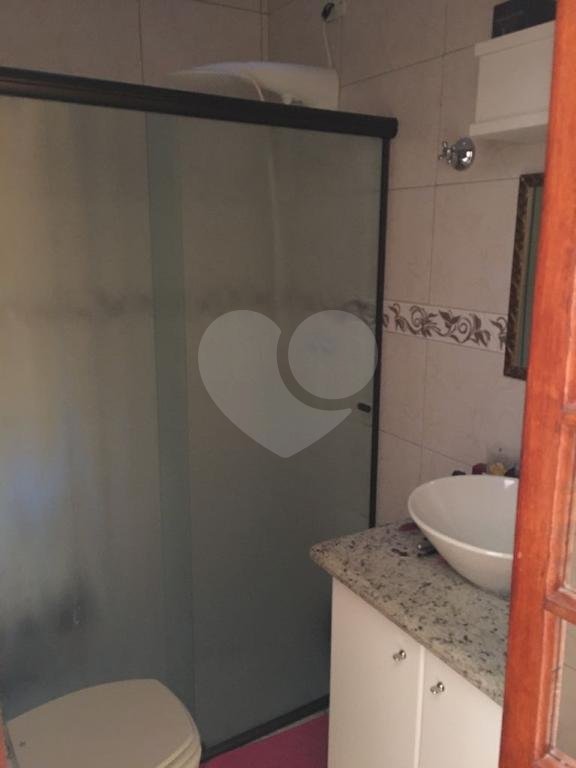 Casa à venda com 3 quartos, sendo 1 suíte, no condomínio Sobrado, São Paulo - SP