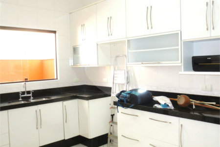 Casa à venda com 2 quartos, sendo 1 suíte,  no condomínio Tucury, São Paulo - SP