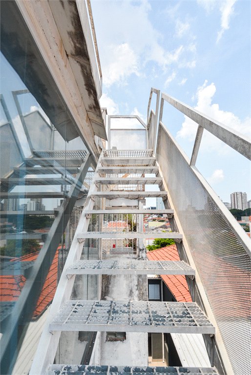 Sobrado à venda ou para alugar com 4 quartos em Vila Clementino, São Paulo, SP