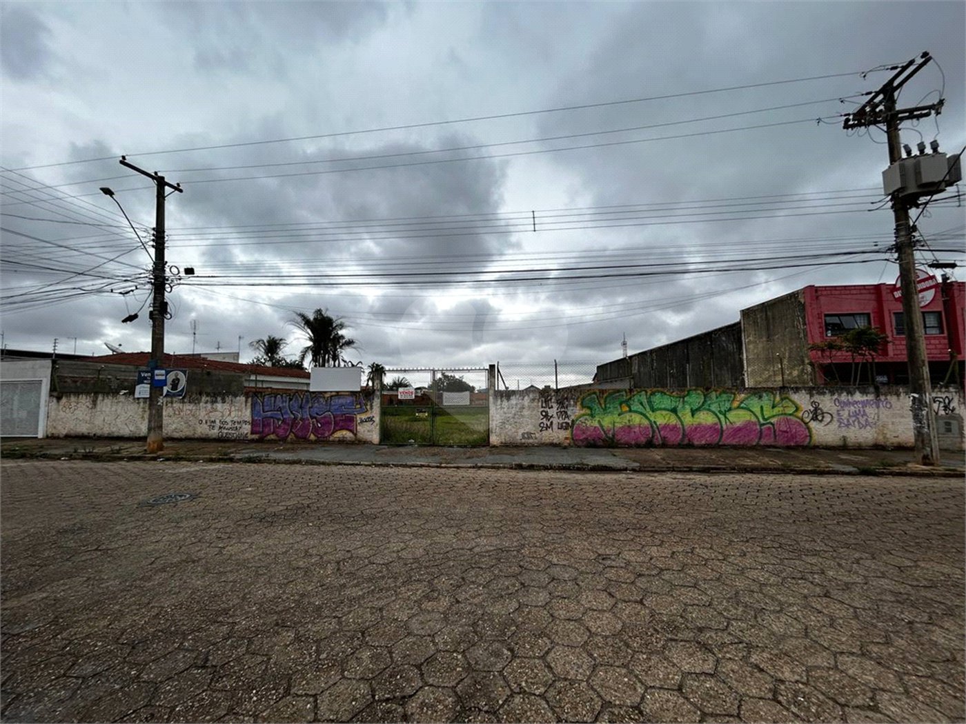Terreno à venda com 1 quarto em Vila Aurora, Itapetininga, SP