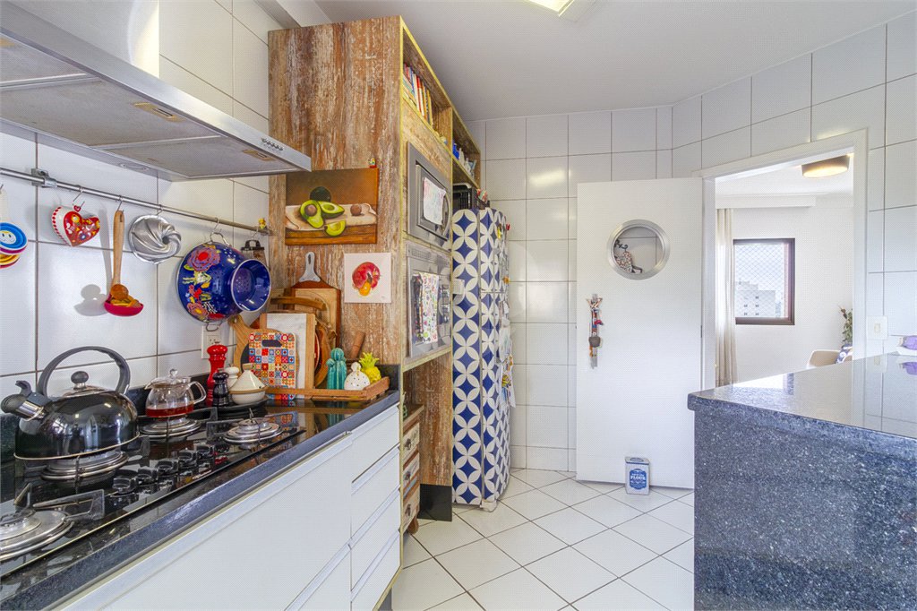 Apartamento à venda com 4 quartos, sendo 3 suítes, em Jardim Monte Kemel, São Paulo, SP