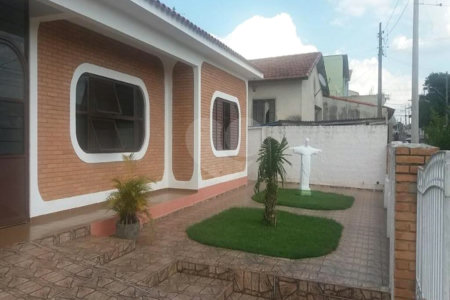 Casa à venda com 3 quartos no Centro, Iperó, SP