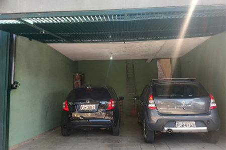 Sobrado à venda com 4 quartos, sendo 1 suíte,  em Parque dos Príncipes, São Paulo, SP