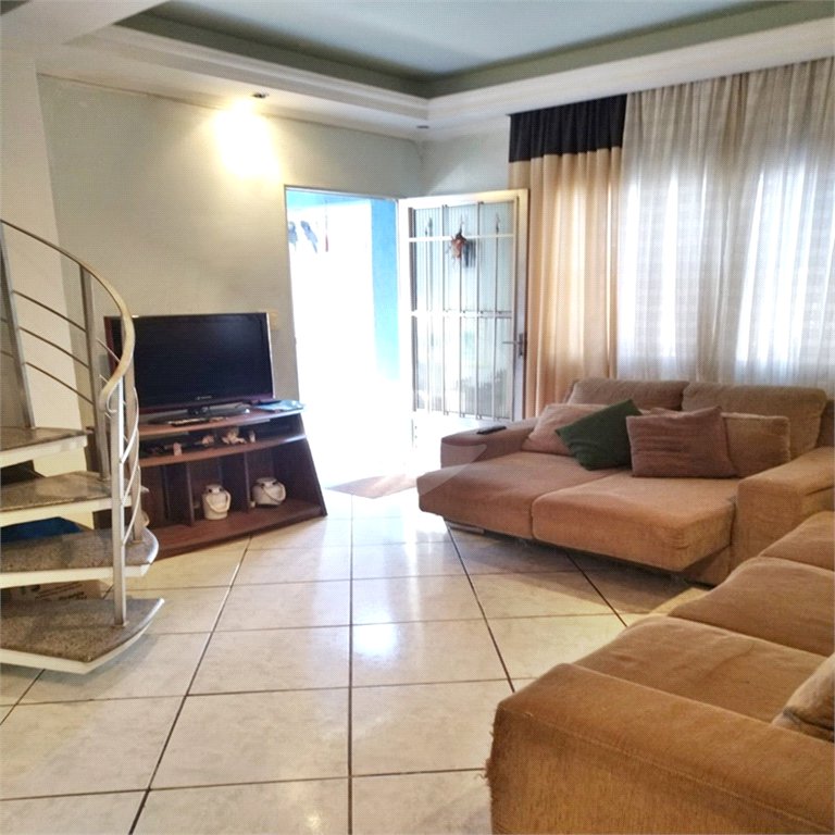 Casa à venda com 4 quartos em Vila Medeiros, São Paulo, SP