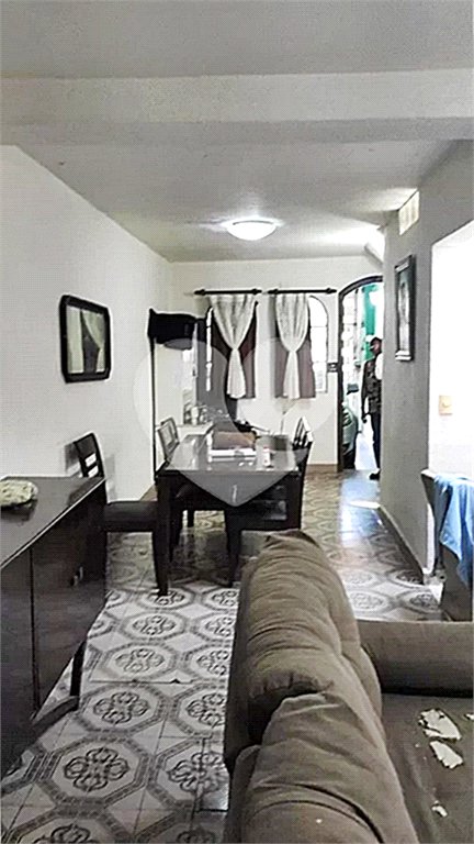 Casa à venda com 2 quartos, sendo 1 suíte, em Santana, São Paulo, SP