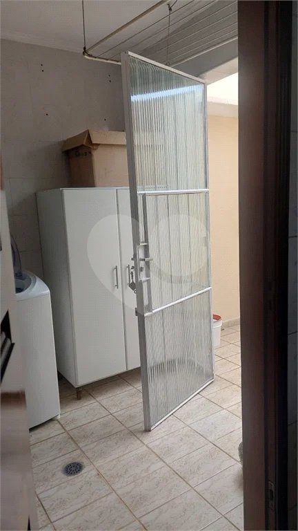 Sobrado à venda com 3 quartos, sendo 1 suíte, em Parque Vitória, São Paulo, SP