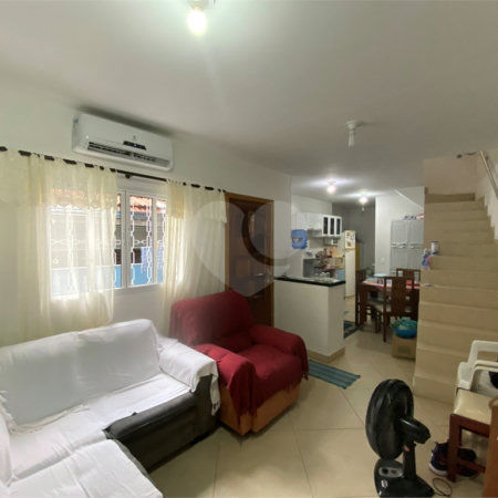 Sobrado à venda com 3 quartos em Parada Inglesa, São Paulo, SP