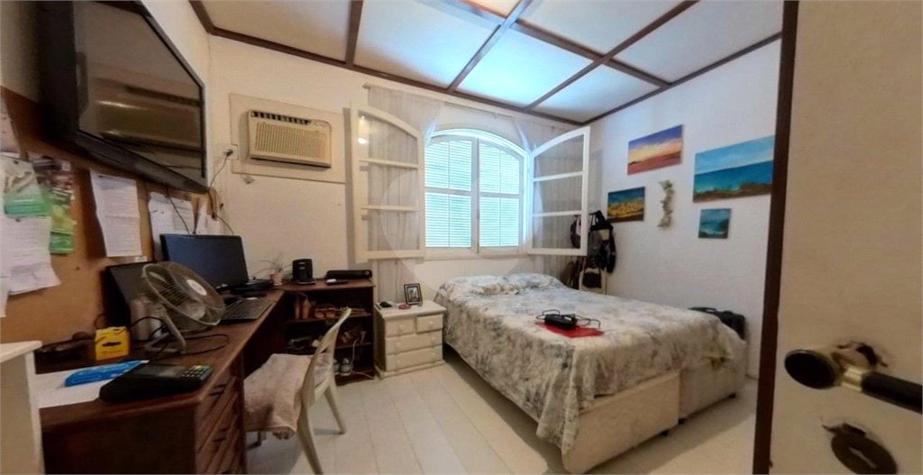 Cobertura à venda com 4 quartos, sendo 1 suíte,  em Copacabana, Rio de Janeiro, RJ