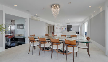 Apartamento à venda com 4 suítes em Campo Belo, São Paulo, SP