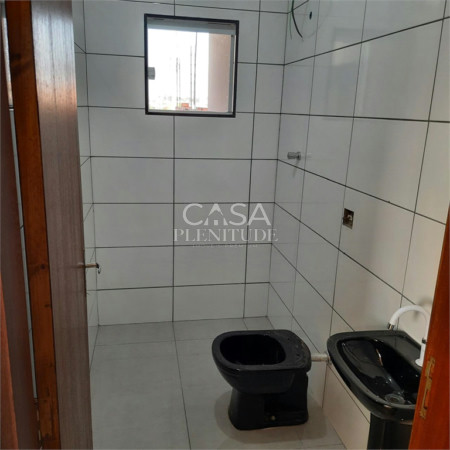 Sobrado à venda com 2 quartos, sendo 1 suíte, em Jardim dos Pássaros, Sorocaba, SP