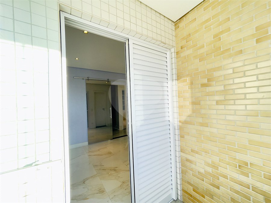 Apartamento à venda com 3 quartos, sendo 1 suíte,  em Nova Petrópolis, São Bernardo do Campo, SP