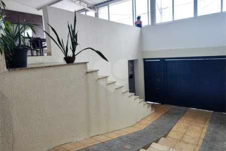 Sobrado à venda com 2 quartos em Jardim Emília, Sorocaba, SP