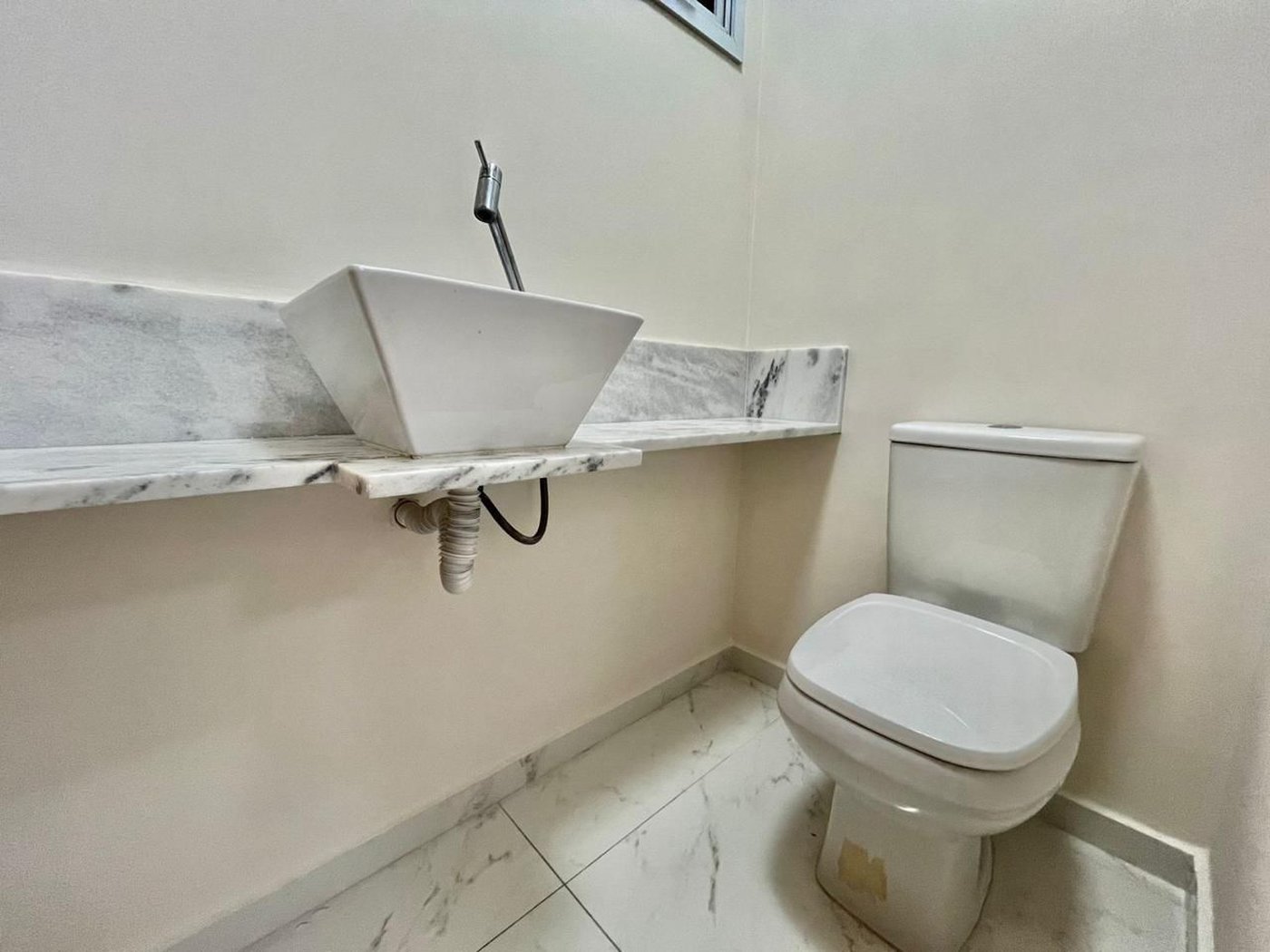 Apartamento com 2 dormitórios para alugar, 70 m² por R$ 5.900,00/mês - Boqueirão - Santos/SP