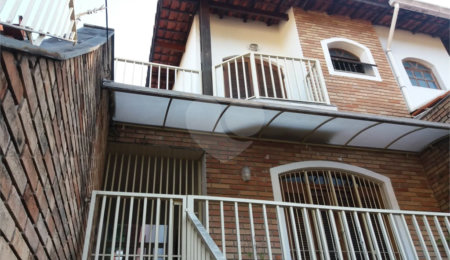 Sobrado à venda com 4 quartos, sendo 1 suíte, em Tremembé, São Paulo, SP