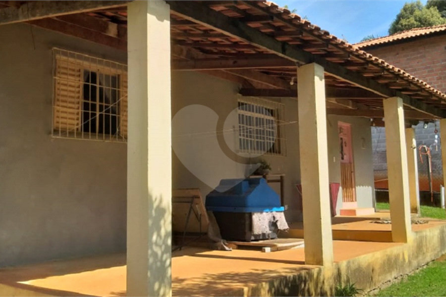 Casa Térrea à venda com 2 quartos em Chácara Real (caucaia do Alto), Cotia, SP