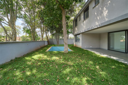 Casa à venda com 4 suítes no condomínio Liló, São Paulo - SP