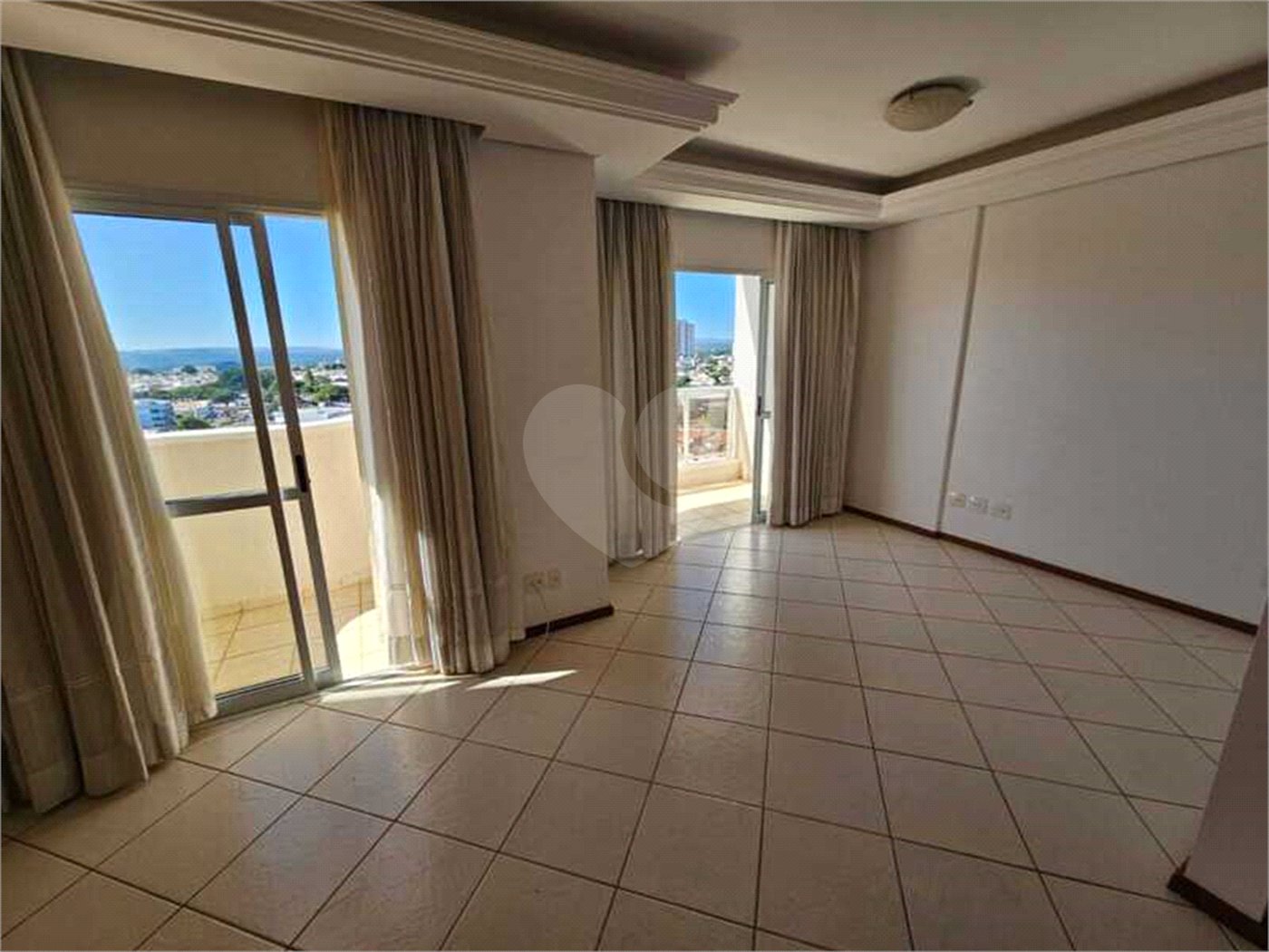 Apartamento à venda com 3 quartos, sendo 1 suíte, em Cidade Nova I, Indaiatuba, SP