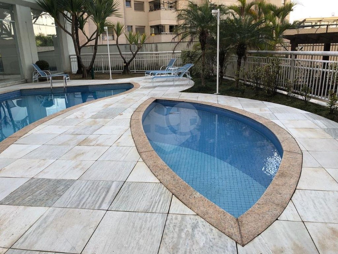 Apartamento à venda com 3 suítes em Vila Suzana, São Paulo, SP
