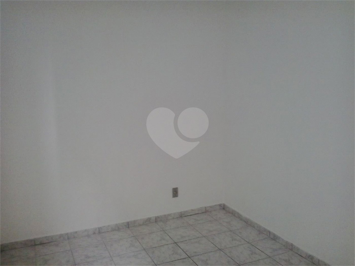 Apartamento à venda com 2 quartos em Vila Perracini, Poá, SP