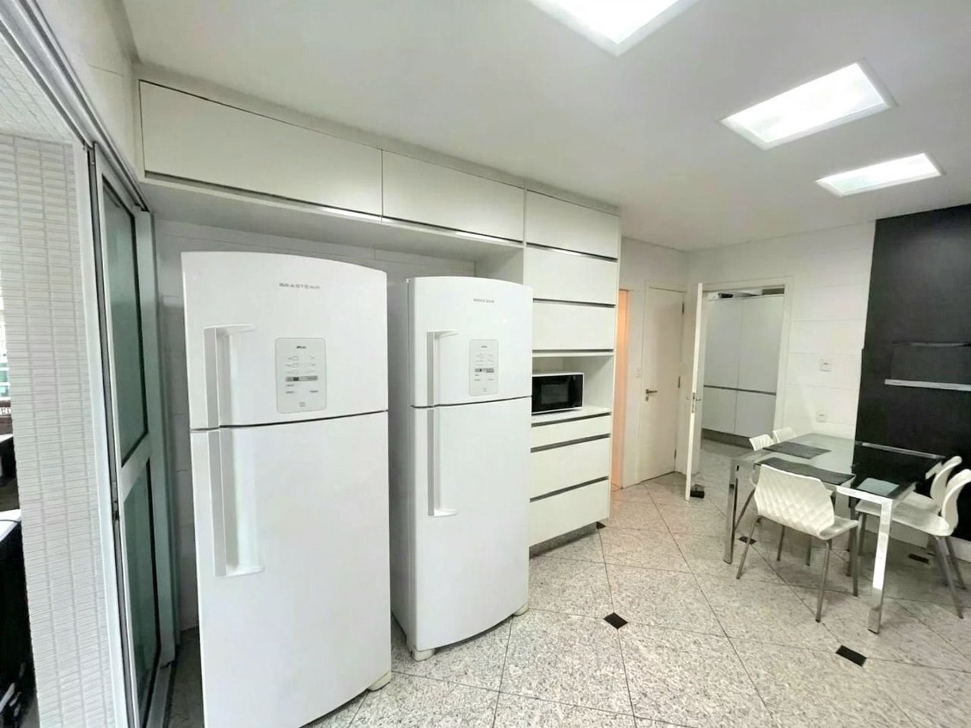 Apartamento com 3 dormitórios à venda, 191 m² por R$ 2.995.000,00 - Embaré - Santos/SP