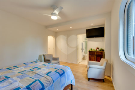 Apartamento à venda com 4 quartos, sendo 2 suítes, em Granja Julieta, São Paulo, SP
