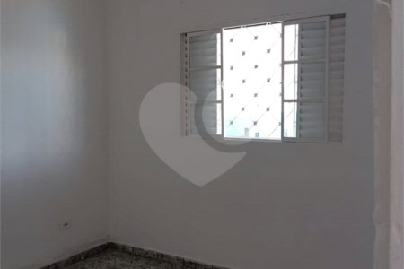 Casa à venda com 2 quartos em Vila Amorim, Suzano, SP