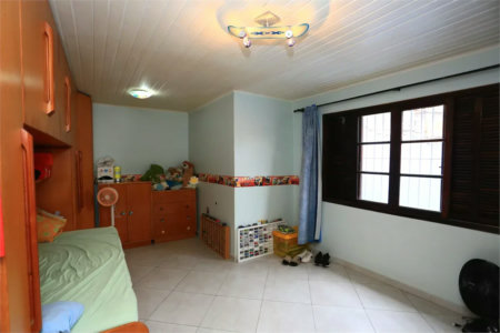 Sobrado à venda com 4 quartos, sendo 1 suíte,  em Vila Sônia, São Paulo, SP