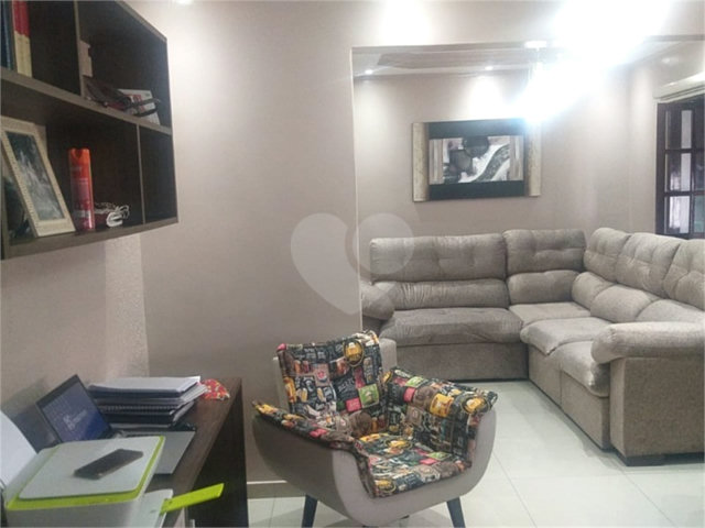 Sobrado à venda com 4 quartos, sendo 2 suítes,  em Casa Verde, São Paulo, SP