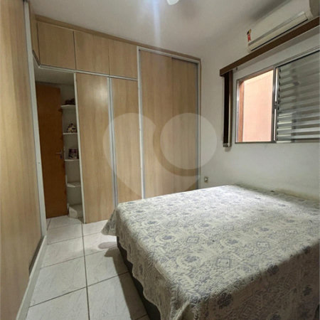 Sobrado à venda com 3 quartos, sendo 1 suíte,  em Jardim Regina, Indaiatuba, SP