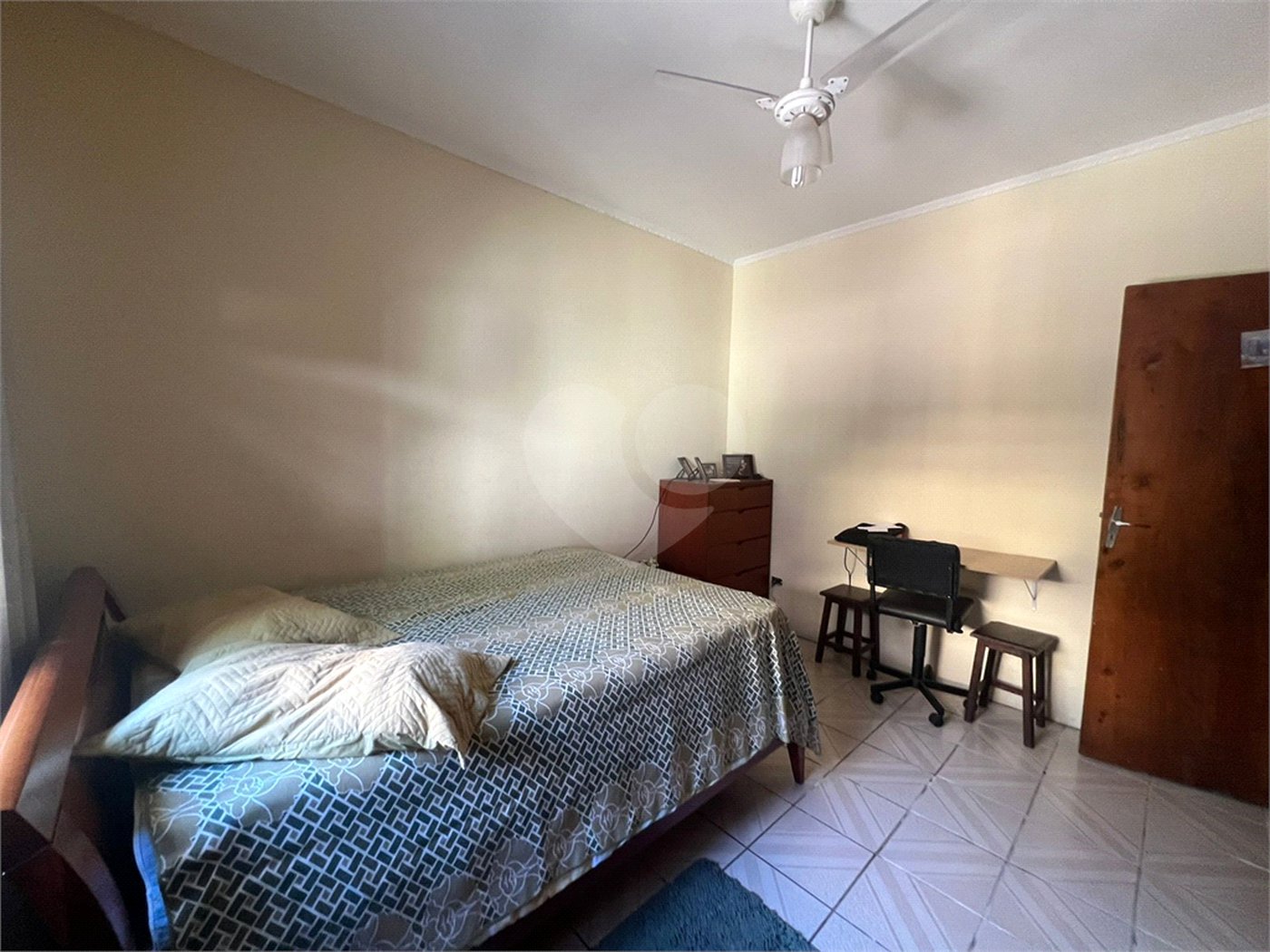 Casa à venda com 3 quartos, sendo 1 suíte,  em Mogi Moderno, Mogi das Cruzes, SP