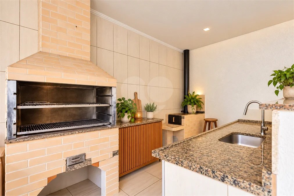 Casa à venda com 3 quartos, sendo 2 suítes,  em Interlagos, São Paulo, SP
