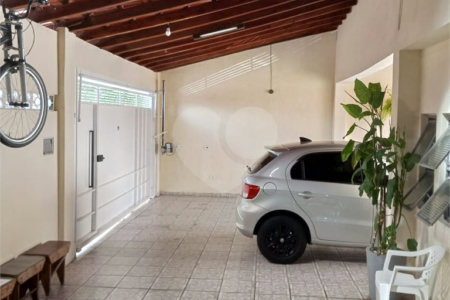 Casa de Vila à venda com 3 quartos em Jardim Santa Cruz, Salto, SP