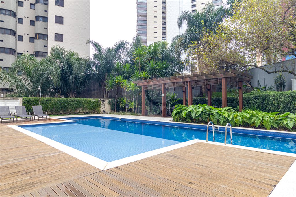Apartamento à venda com 3 suítes em Alto da Lapa, São Paulo, SP