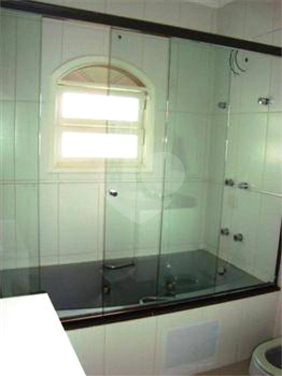 Casa à venda com 4 quartos, sendo 3 suítes, em Vila Alpina, Santo André, SP