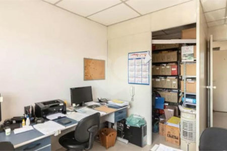 Sobrado à venda com 4 quartos, sendo 1 suíte,  em Vila Dalila, São Paulo, SP