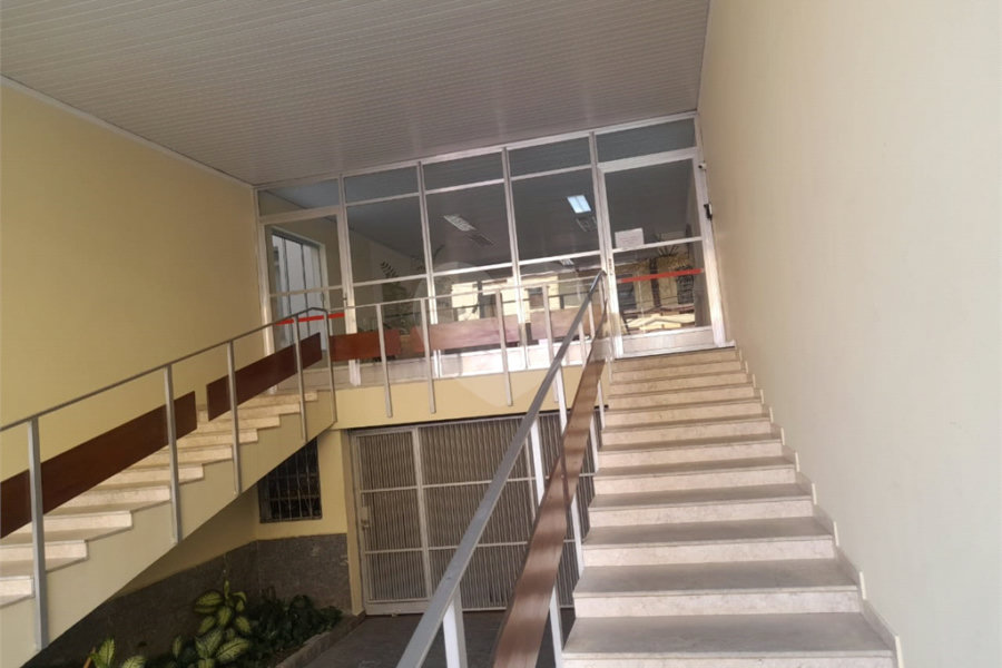 Apartamento à venda com 3 quartos, sendo 1 suíte, no Centro, Serra Negra, SP