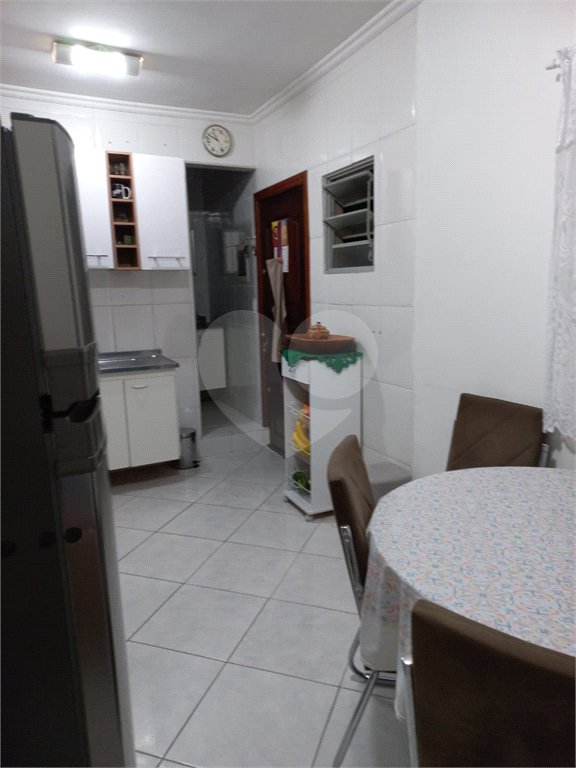 Sobrado à venda com 3 quartos, sendo 1 suíte,  em Vila Santo Estéfano, São Paulo, SP