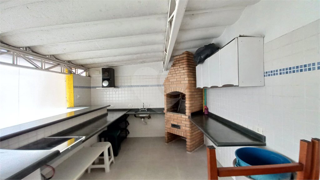Sobrado à venda com 3 quartos, sendo 1 suíte, em Vila Gomes, São Paulo, SP