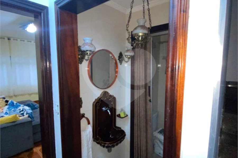 Sobrado à venda com 4 quartos, sendo 1 suíte, em Artur Alvim, São Paulo, SP