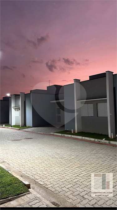 Casa à venda com 2 suítes no condomínio Villággio Álvaro Scalet, Salto - SP