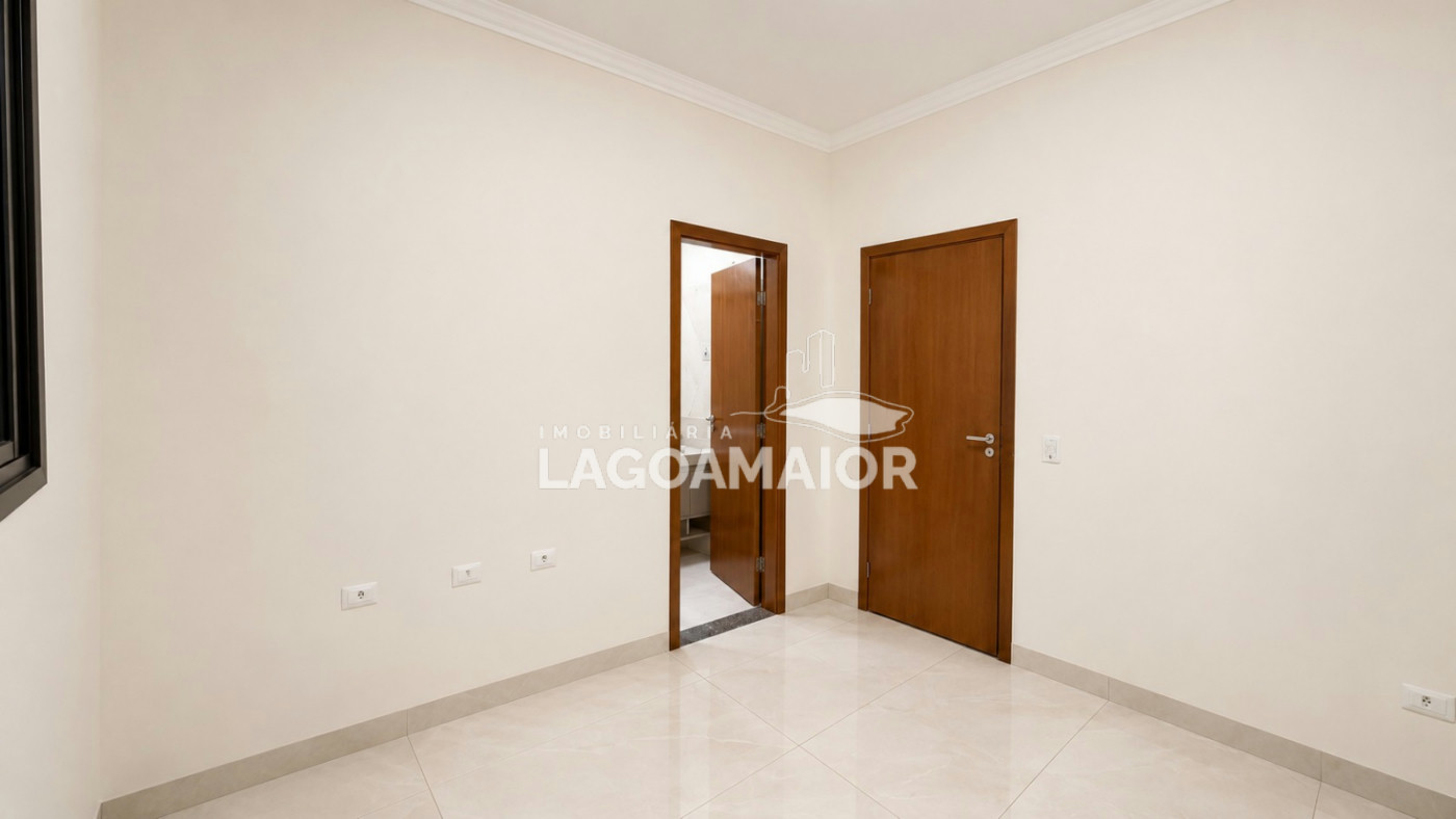 Casa à venda com 3 quartos, sendo 3 suítes, no condomínio Residencial Costa Leste, Três Lagoas - MS