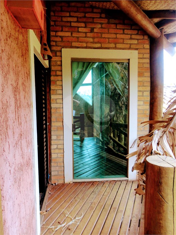 Casa à venda com 4 suítes no condomínio Estância Marambaia, Vinhedo - SP