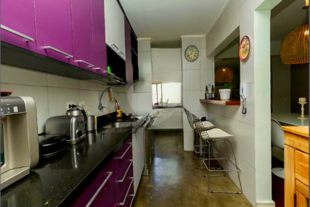 Apartamento à venda com 3 quartos, sendo 2 suítes,  em Pinheiros, São Paulo, SP