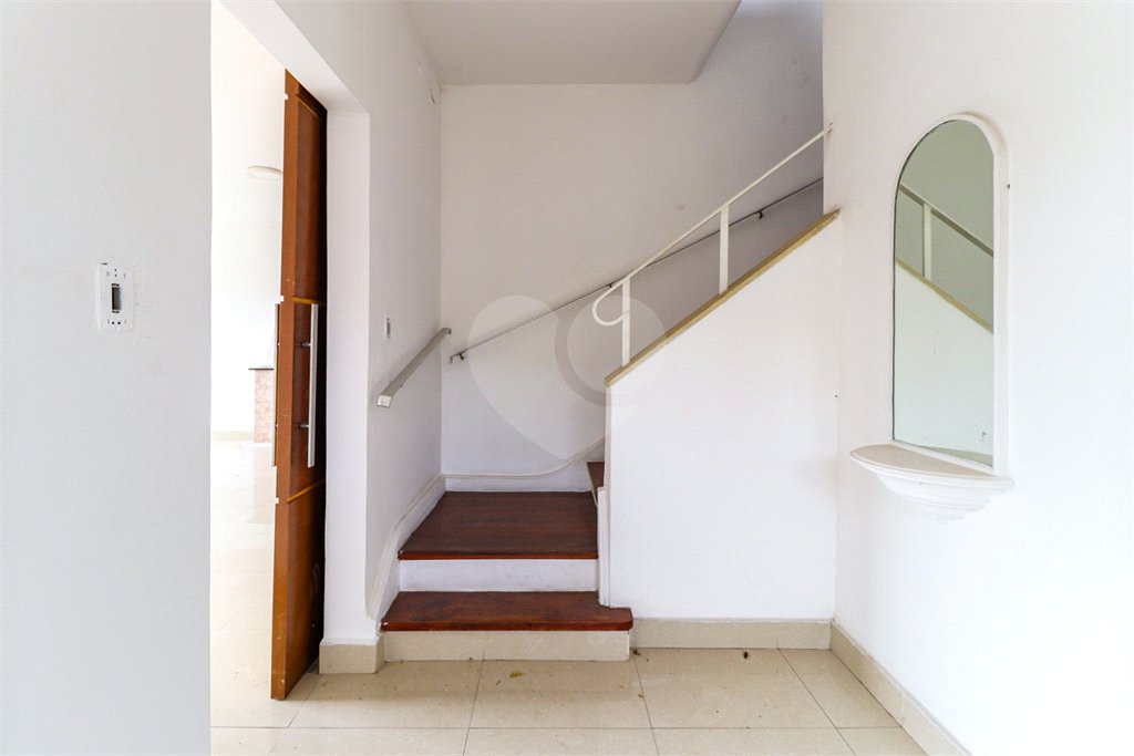 Casa à venda ou para alugar com 4 quartos, sendo 1 suíte,  em Pacaembu, São Paulo, SP