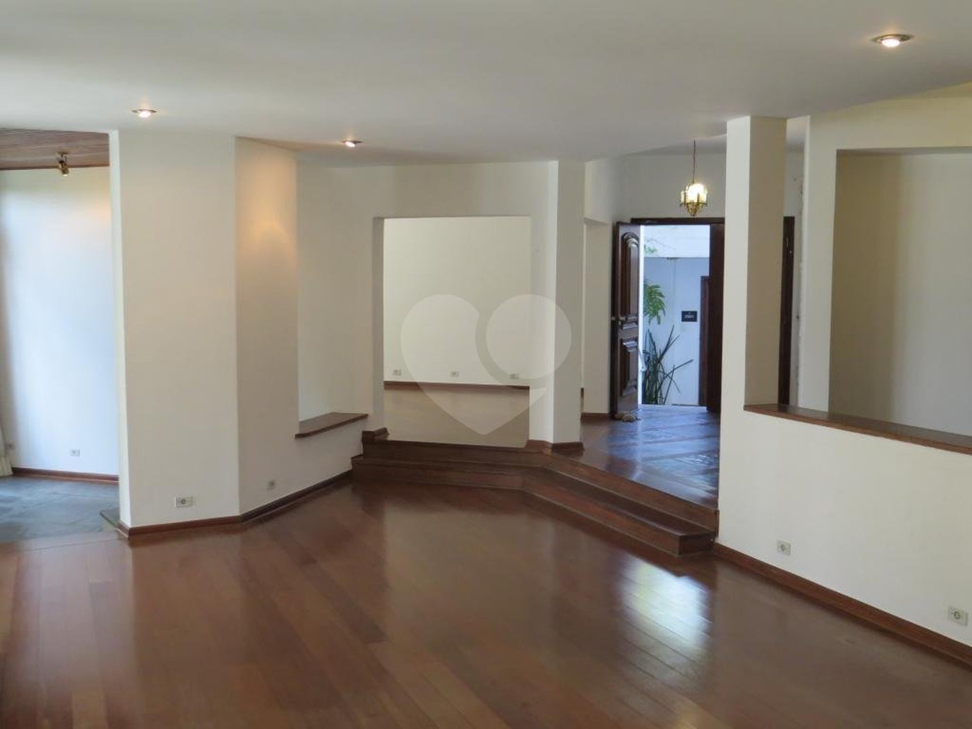 Casa de Vila à venda com 4 suítes em Morumbi, São Paulo, SP