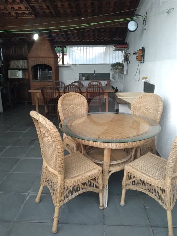 Casa Térrea à venda com 4 quartos, sendo 1 suíte, em Vila Romero, São Paulo, SP