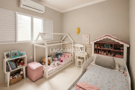 Casa à venda com 3 quartos, sendo 1 suíte,  em Jardim das Paineiras, Três Lagoas, MS