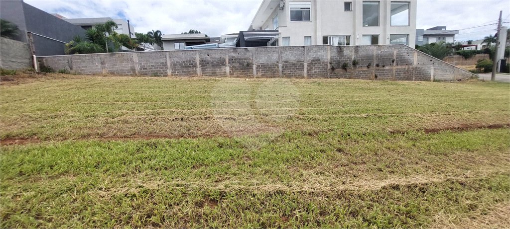 Terreno à venda no condomínio Figueira Garden, Atibaia - SP