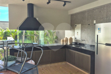 Apartamento à venda com 3 quartos, sendo 1 suíte, em Vila Anastácio, São Paulo, SP