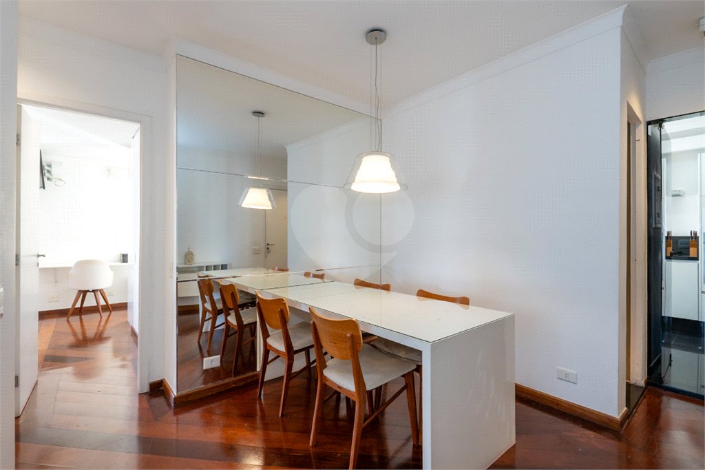 Apartamento à venda com 2 suítes em Brooklin, São Paulo, SP